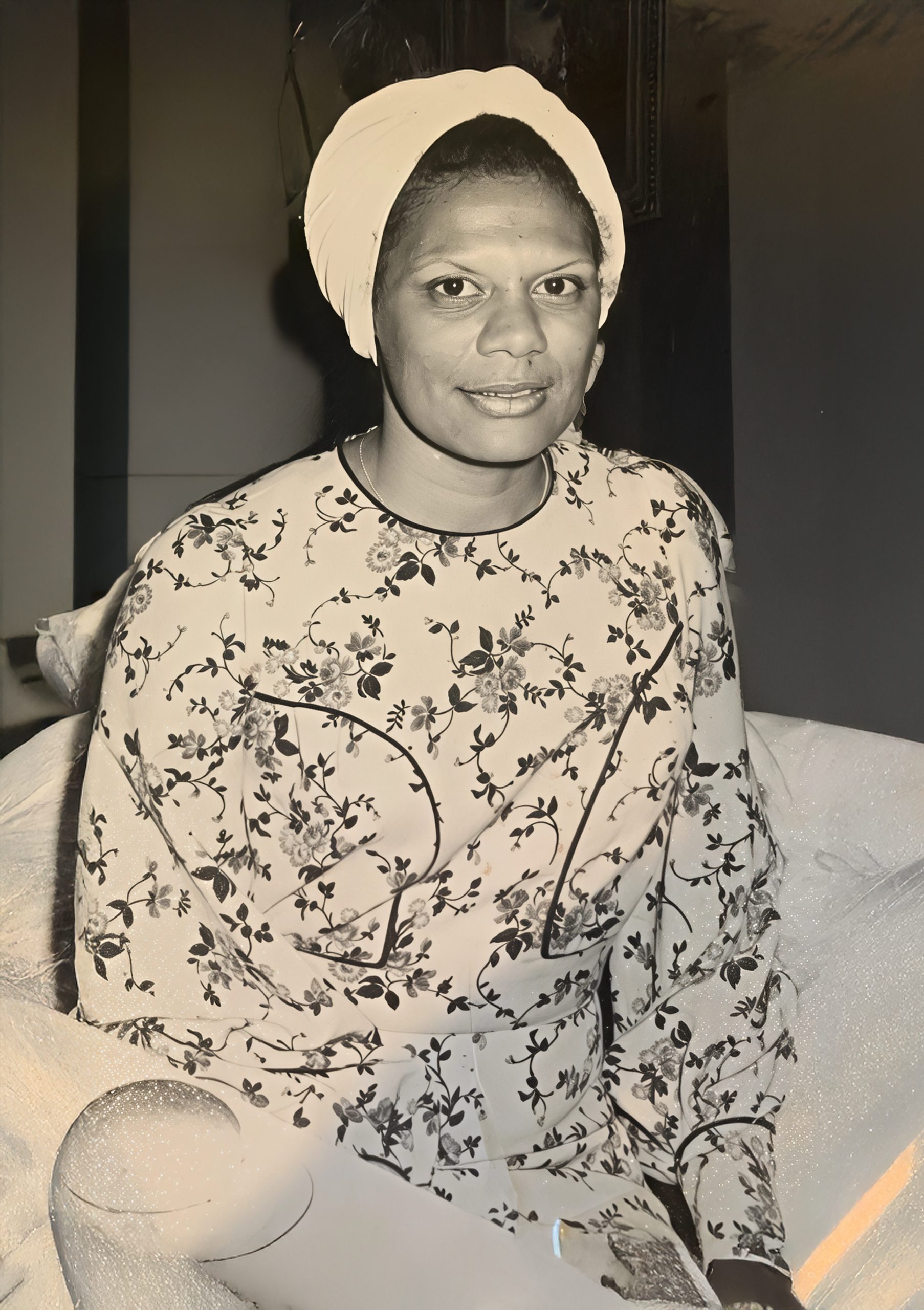 Lenore Marlowe (Aunty Minna) v2